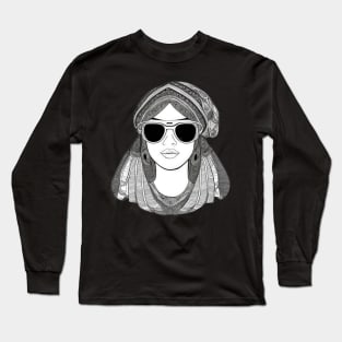 Cool vintage woman with sunglasses | Long Sleeve T-Shirt